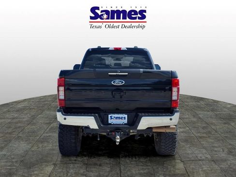 Used 2022 Ford F350 Lariat w/ Lariat Ultimate Package AWD/4WD image 4
