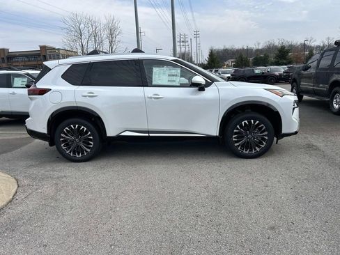 New 2026 Nissan Rogue Platinum AWD/4WD image 8