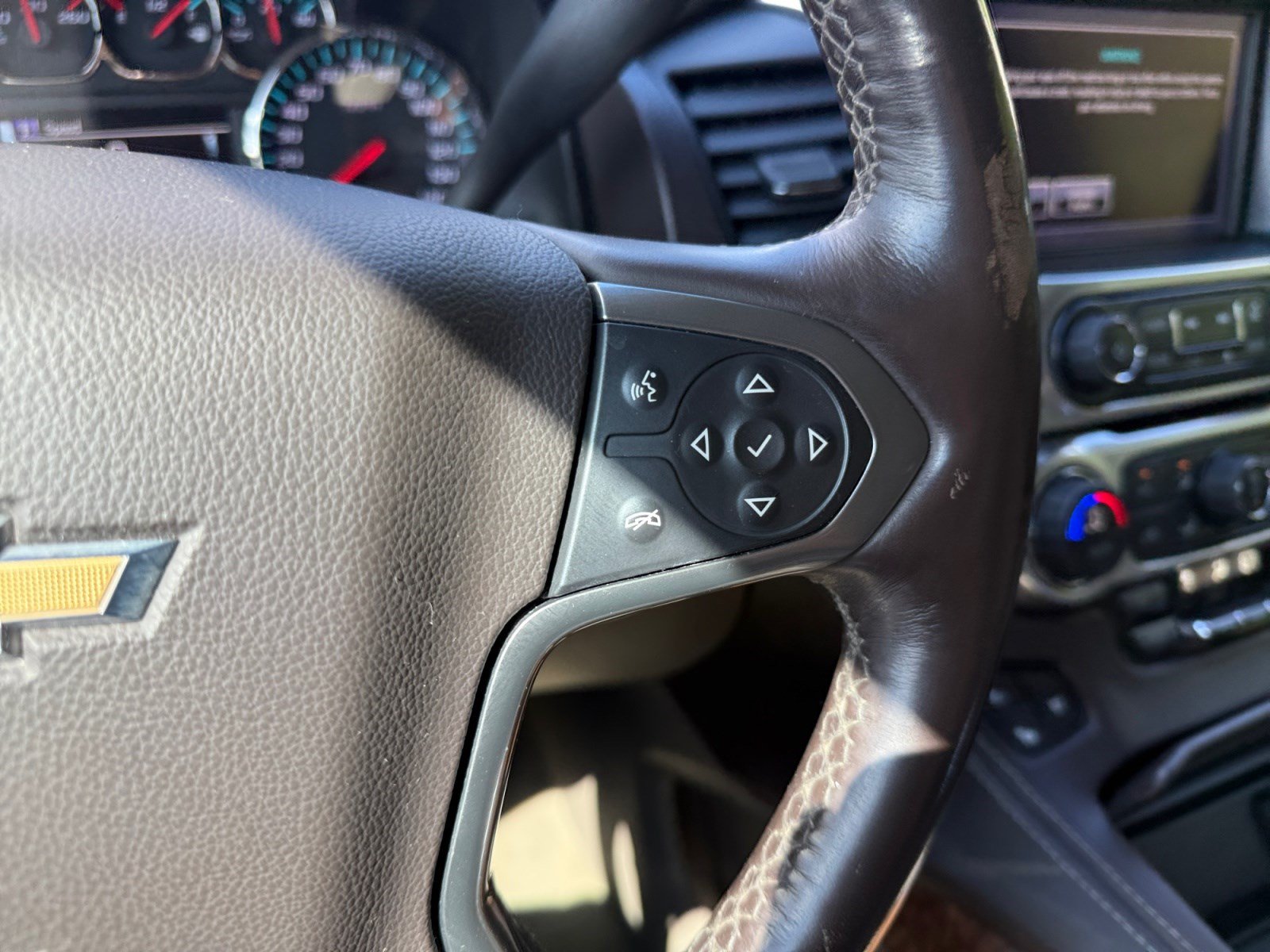 Used 2016 Chevrolet Tahoe LTZ RWD image 25
