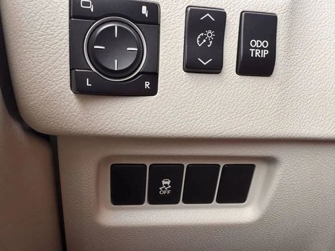 Used 2010 Lexus GX 460 AWD/4WD image 16