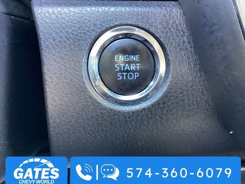 Used 2022 Toyota Camry XLE image 19