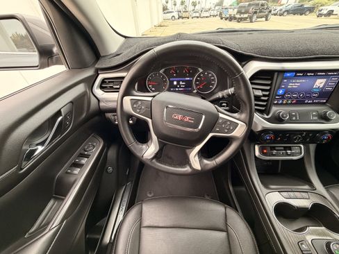 Used 2020 GMC Acadia SLT w/ Trailering Package image 15