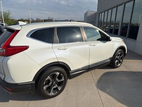 Used 2018 Honda CR-V Touring image 11