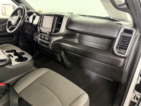 Used 2022 RAM 2500 Big Horn AWD/4WD image 25