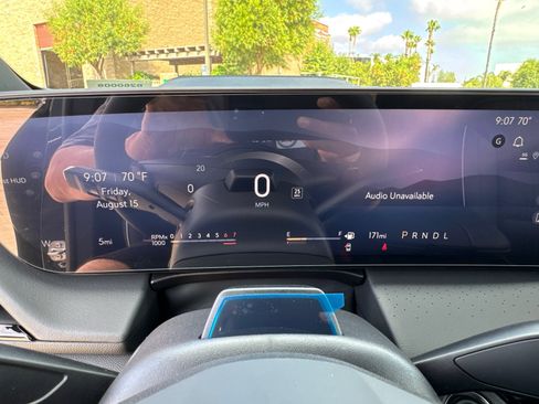 Used 2026 Buick Enclave Avenir w/ Super Cruise Package image 39