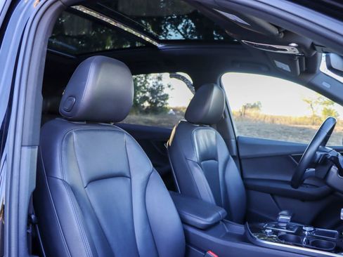 Used 2017 Audi Q7 3.0T Premium Plus w/ Premium Plus Package image 21