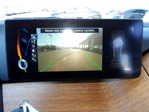 Used 2015 BMW i3 w/ Range Extender image 19