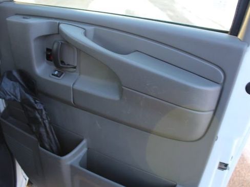 Used 2012 Chevrolet Express 2500 LT w/ LT Preferred Equipment Group image 18