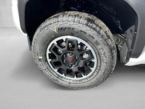 New 2025 Toyota Tacoma TRD Off-Road image 16