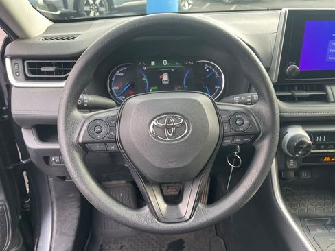 Used 2024 Toyota RAV4 LE image 14