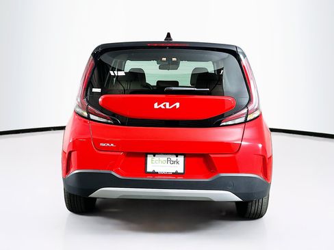 Used 2024 Kia Soul LX FWD image 7