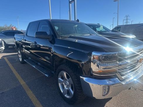 Used 2018 Chevrolet Silverado 1500 LT w/ Texas Edition image 3