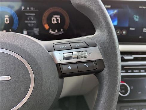 New 2026 Hyundai Tucson SEL image 14