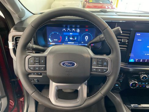 New 2026 Ford F250 Lariat w/ Black Appearance Package AWD/4WD image 19