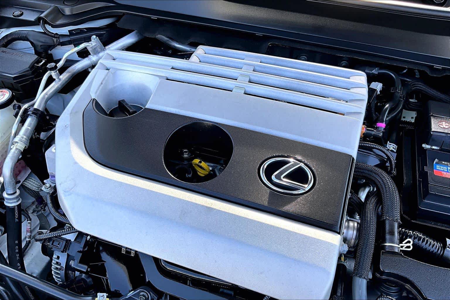 Used 2019 Lexus UX 200 w/ Premium Package FWD image 31