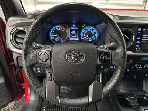 Used 2021 Toyota Tacoma TRD Off-Road image 16