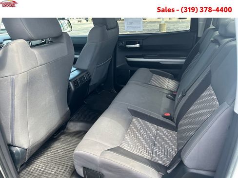 Certified 2018 Toyota Tundra SR5 w/ SR5 Upgrade Package AWD/4WD image 21