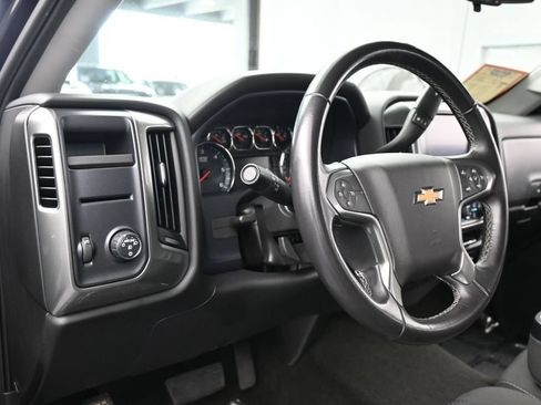 Used 2018 Chevrolet Silverado 1500 LT w/ All Star Edition RWD image 15