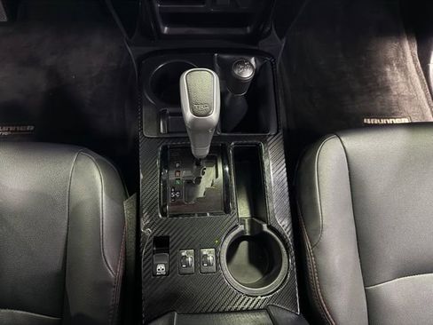 Used 2024 Toyota 4Runner TRD Off-Road Premium image 22