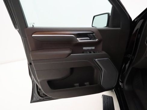 Used 2025 GMC Sierra 1500 Denali w/ Technology Package image 7