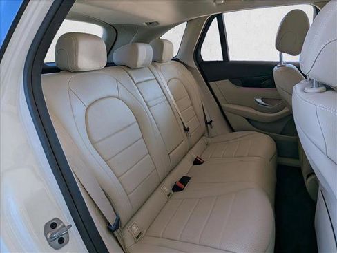 Certified 2022 Mercedes-Benz GLC 300 image 18