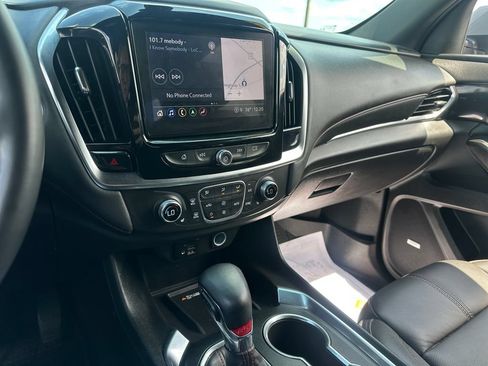Used 2023 Chevrolet Traverse RS w/ LPO, Floor Liner Package AWD/4WD image 30