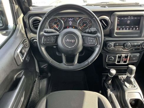 Used 2022 Jeep Wrangler Unlimited Sport AWD/4WD image 17
