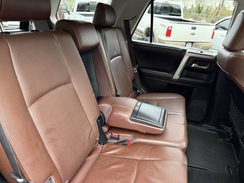 Used 2016 Toyota 4Runner Limited image 28