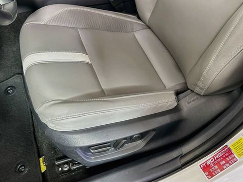 Certified 2025 Toyota Camry SE w/ Convenience Package FWD image 21