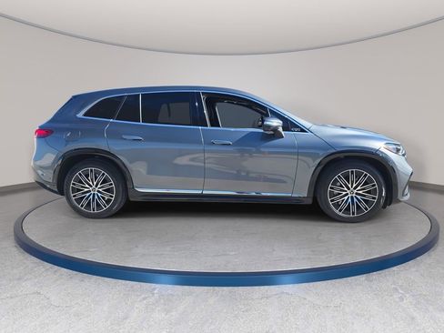 Used 2023 Mercedes-Benz EQS 580 4MATIC SUV image 5