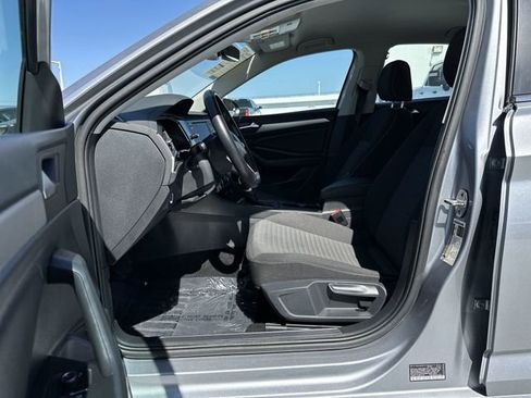 Used 2024 Volkswagen Jetta S image 22
