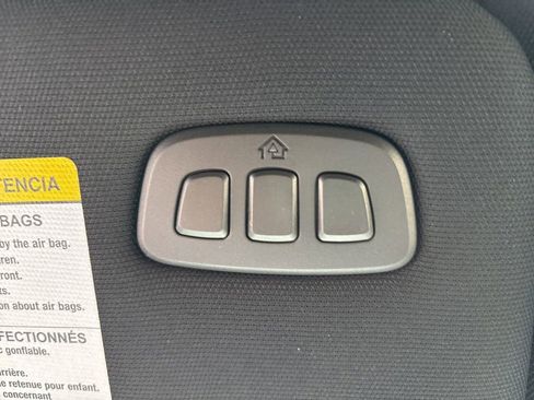 New 2026 Ford Explorer ST-Line w/ ST-Line Street Pack image 24