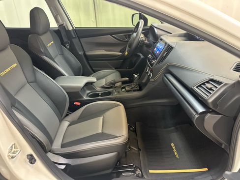 Used 2022 Subaru Crosstrek 2.5i Sport w/ Moonroof Package AWD/4WD image 15