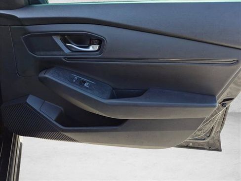 Used 2024 Honda Accord EX-L image 17