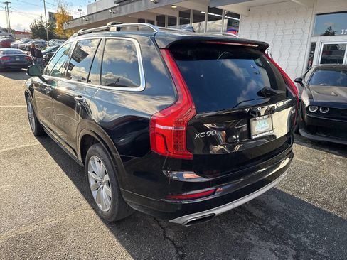 Used 2016 Volvo XC90 T6 Momentum w/ Momentum Plus Package image 2