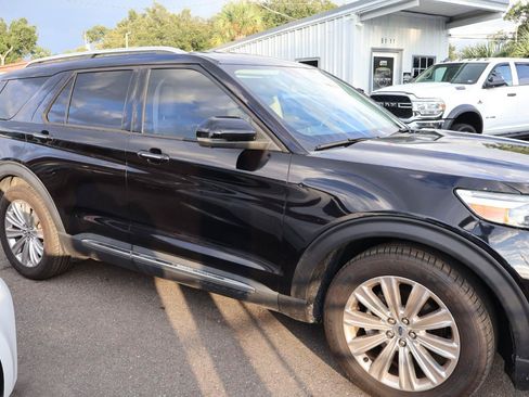 Used 2020 Ford Explorer Limited RWD image 4