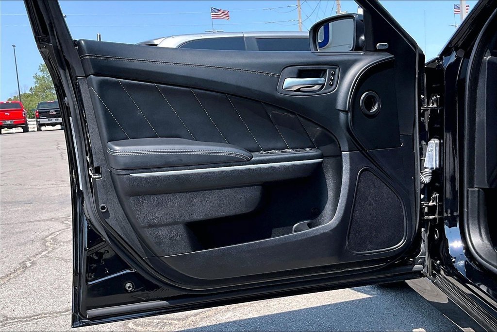 Used 2023 Dodge Charger Scat Pack w/ Plus Group RWD image 21