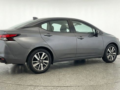 Used 2025 Nissan Versa SV FWD image 9