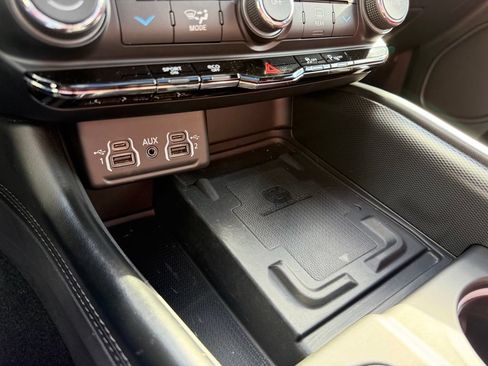 Used 2021 Dodge Durango R/T w/ Blacktop Package AWD/4WD image 33