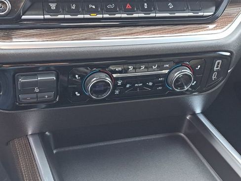 Used 2025 Chevrolet Silverado 3500 LT w/ Trail Boss Package image 17