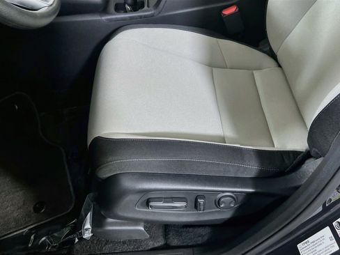 Used 2025 Honda CR-V EX image 18