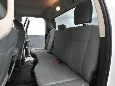 Used 2016 RAM 1500 Tradesman w/ Popular Equipment Group image 37