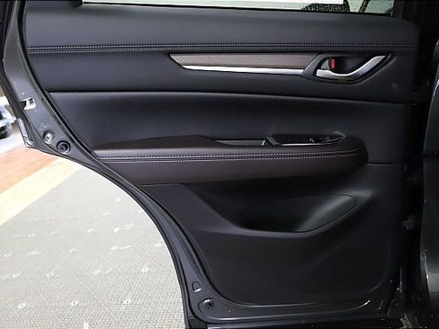 Used 2025 MAZDA CX-5 Signature image 16