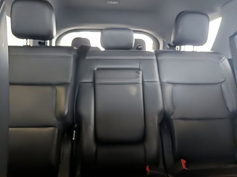 Used 2023 Ford Explorer XLT w/ Equipment Group 202A image 29