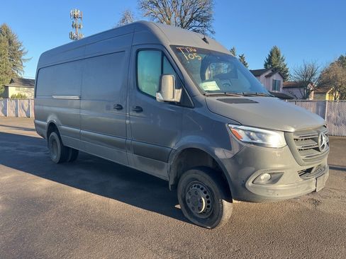 Used 2023 Mercedes-Benz Sprinter 3500 image 1