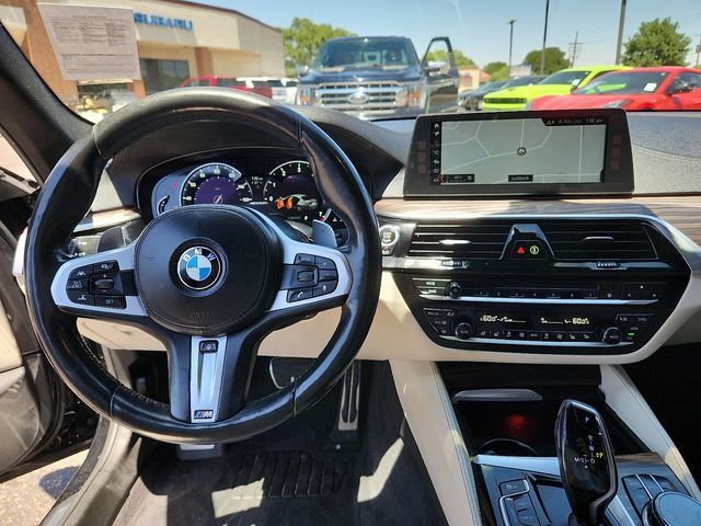Used 2018 BMW M550i xDrive AWD/4WD image 11