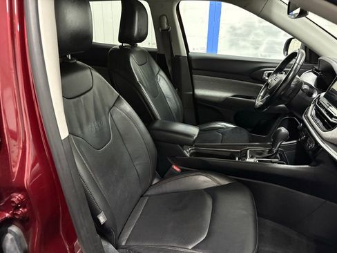 Used 2022 Jeep Compass Latitude AWD/4WD image 17