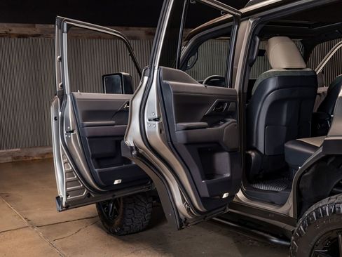 Used 2025 Lexus GX 550 image 24