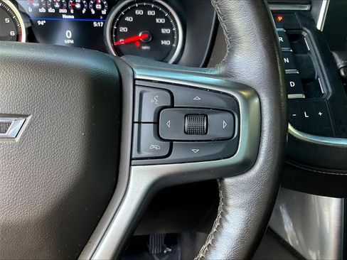 Used 2021 Chevrolet Tahoe Z71 w/ Z71 Off-Road Package AWD/4WD image 14