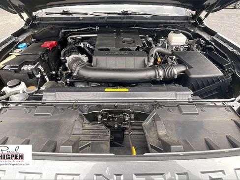 Used 2024 Nissan Frontier SV w/ SV Convenience Package image 10